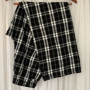 Men’s Black and White Flannel PJ Bottom